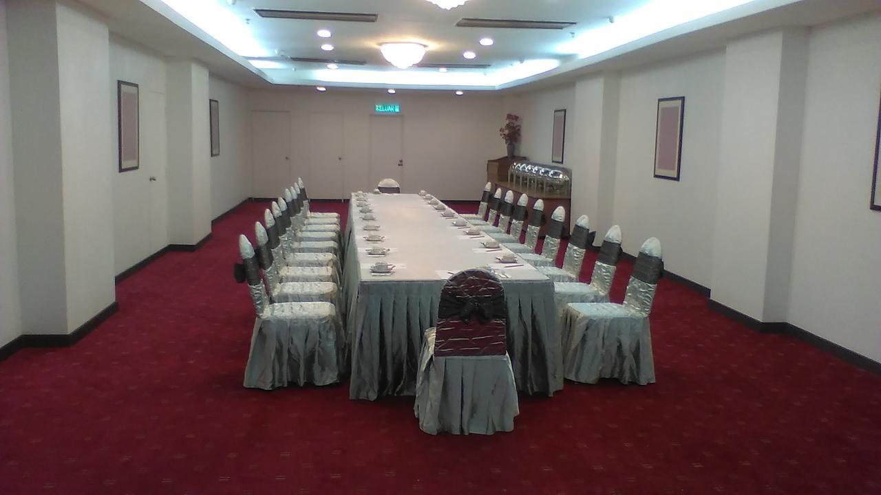 Crystal Lodge Kota Bharu Exteriör bild