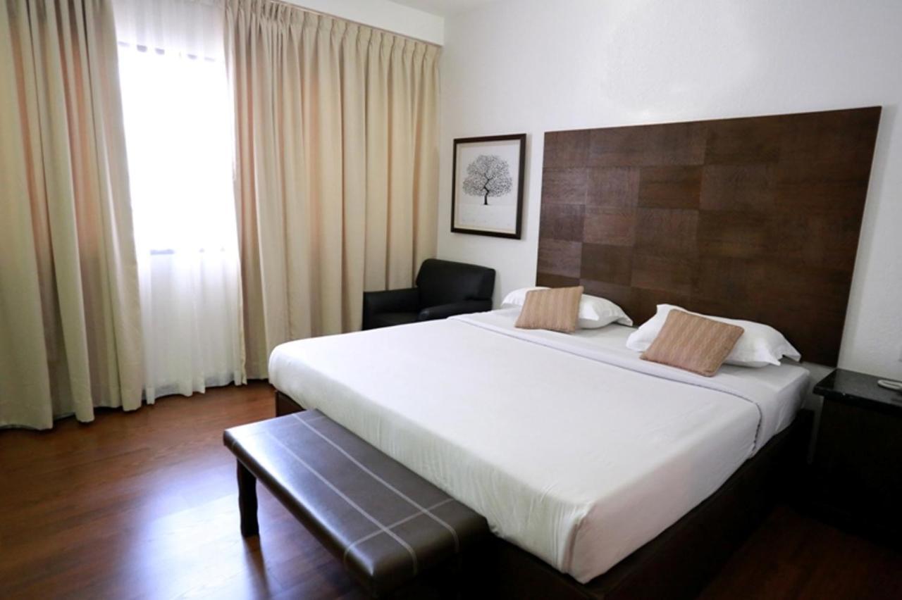 Crystal Lodge Kota Bharu Exteriör bild